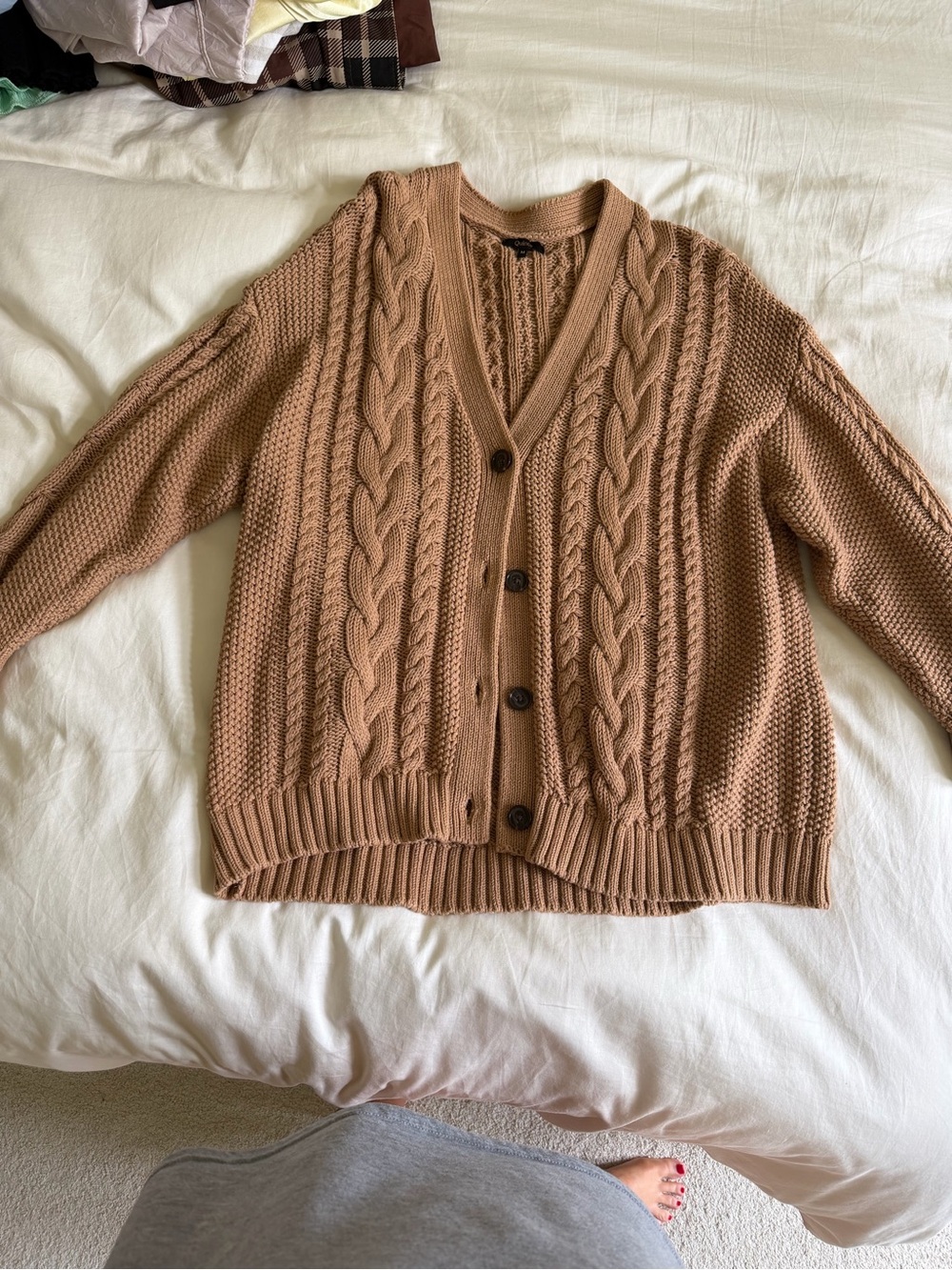 Quince Tan Cable-Knit V-Neck Cardigan